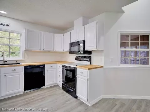 3107 Divot Rd, Sebring, FL 33872 photo 13