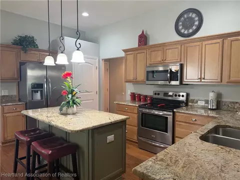 4350 Vantage Cir, Sebring, FL 33872 photo 4