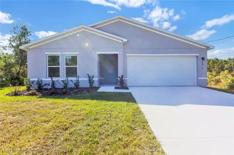 8035 Yumuri St, Sebring, FL 33872