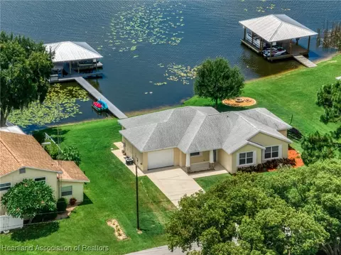 132 Red Water Pt, Lake Placid, FL 33852