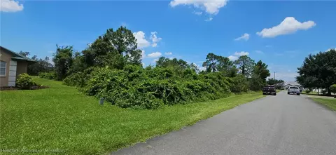 4919 Mendavia Dr, Sebring, FL 33872 photo 2