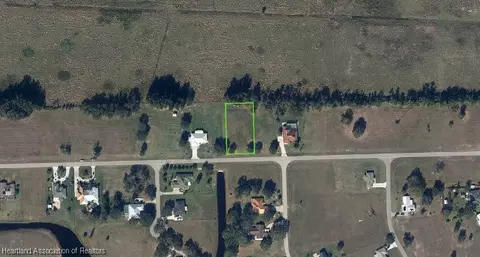 8209 Castile Rd, Sebring, FL 33876