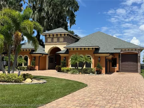2230 Lake Ariana Blvd, Auburndale, FL 33823
