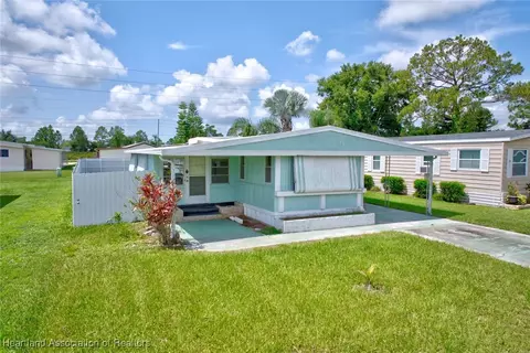 3447 Delaware Ave, Sebring, FL 33870 photo 2