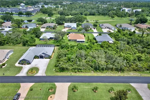 2608 Monza Dr, Sebring, FL 33872