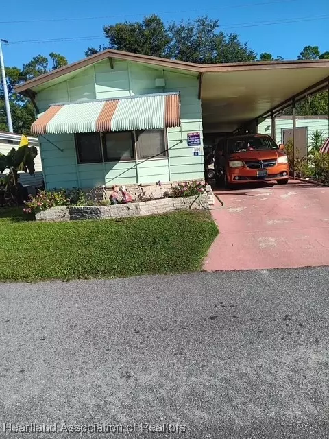 1300 Whisper Lake Blvd, Sebring, FL 33870