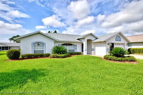3845 Sebring Pkwy, Sebring, FL 33870