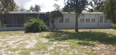17 Recreation Dr, Venus, FL 33960