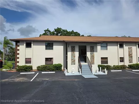 7 A Miracle Ave, Avon Park, FL 33825