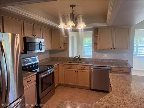 5200 Diamond Dr, Sebring, FL 33875 photo 7