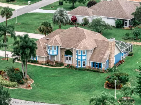 32 Meadowlake Cir N, Lake Placid, FL 33852