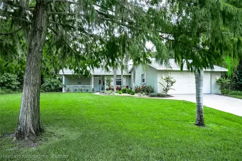 Exterior - 5801 Twisted Oaks Dr, Sebring, FL 33876 photo 1 of 19