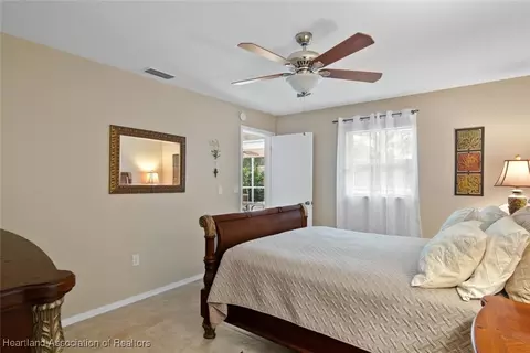Bedroom - 5801 Twisted Oaks Dr, Sebring, FL 33876 photo 2 of 5
