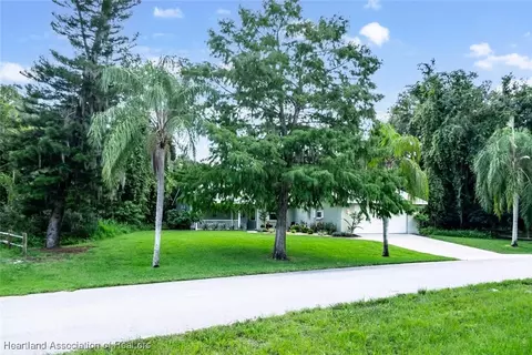 Exterior - 5801 Twisted Oaks Dr, Sebring, FL 33876 photo 17 of 19