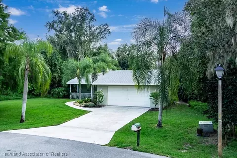 Exterior - 5801 Twisted Oaks Dr, Sebring, FL 33876 photo 15 of 19