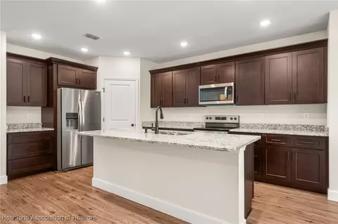 8528 Capilla St, Sebring, FL 33872 photo 8