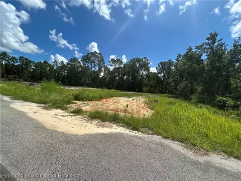 4388 Gerona Ave, Sebring, FL 33872 photo 2