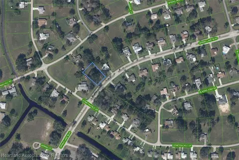 222 Spring Lake Blvd, Sebring, FL 33876 photo 5