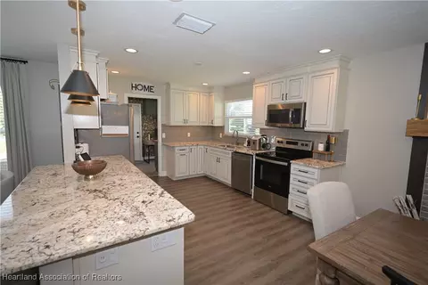 4626 Duffer Loop, Sebring, FL 33872 photo 12