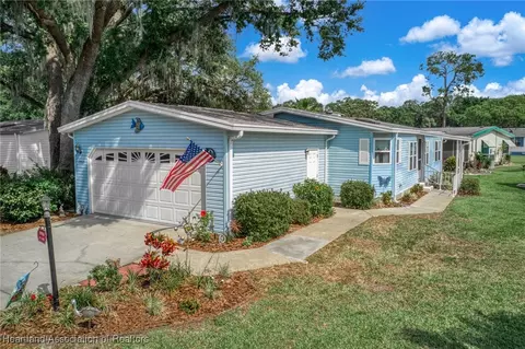 2765 E Waterview Dr, Avon Park, FL 33825