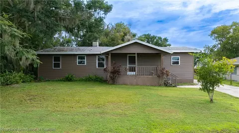 1561 Lakeshore Dr, Lorida, FL 33857