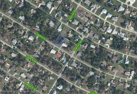 241 Lemon Rd NW, Lake Placid, FL 33852