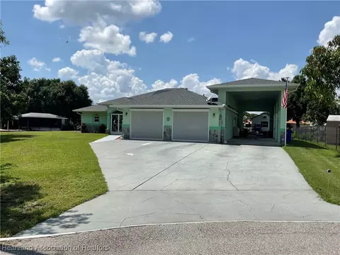 141 Lavender Ave, Lake Placid, FL 33852