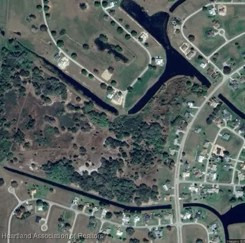 501 Foxhall Cir, Sebring, FL 33876
