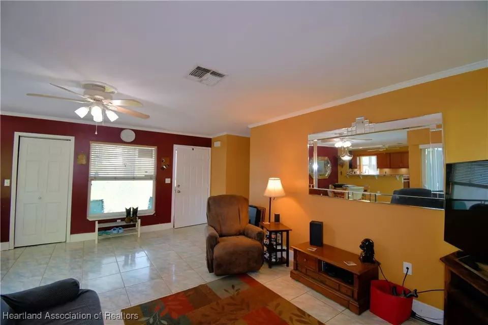  429 Spike Ct, Kissimmee, FL 34759 photo 4