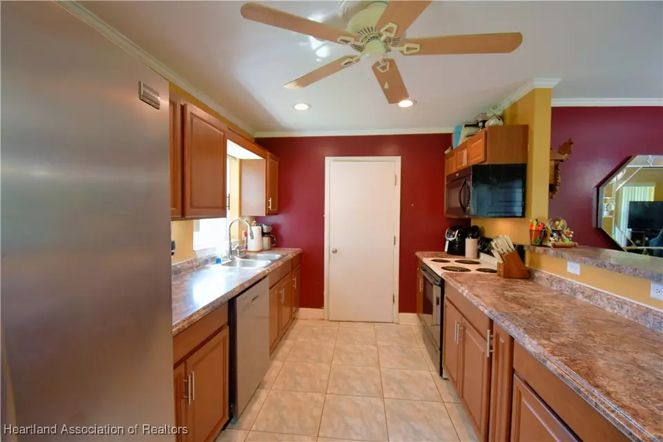  429 Spike Ct, Kissimmee, FL 34759 photo 7