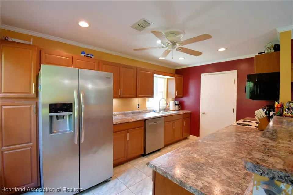 429 Spike Ct, Kissimmee, FL 34759 photo 6
