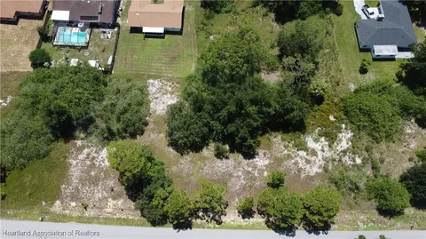 660 Serenade Ter, Lake Placid, FL 33852