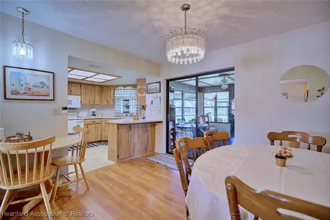 218 Thrush Ave, Sebring, FL 33870 photo 6