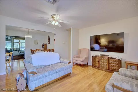 218 Thrush Ave, Sebring, FL 33870 photo 4