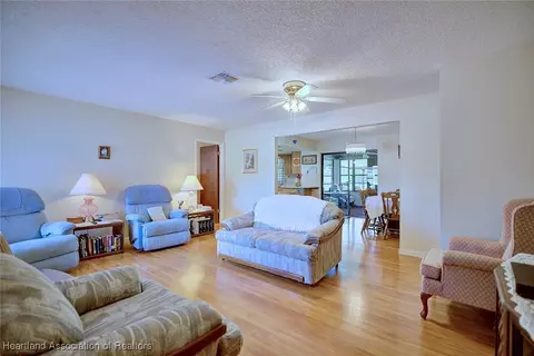 218 Thrush Ave, Sebring, FL 33870 photo 2