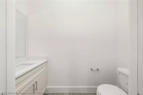 Bath - 2800 Monza Dr, Sebring, FL 33872 photo 1 of 9