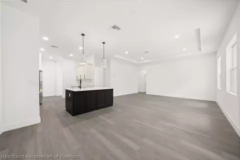 Living - 2800 Monza Dr, Sebring, FL 33872 photo 4 of 6
