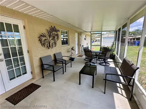 Exterior - 3407 King Dr, Sebring, FL 33870 photo 2 of 3