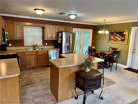 Kitchen - 3407 King Dr, Sebring, FL 33870 photo 2 of 2