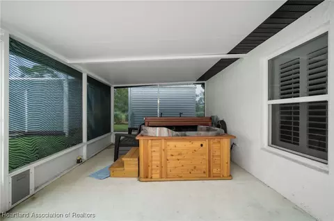 Exterior - 6829 San Bruno Dr, Sebring, FL 33872 photo 5 of 13