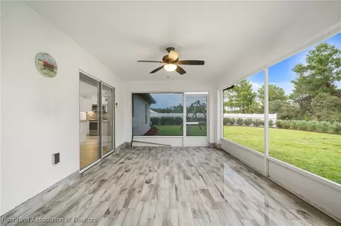 Exterior - 6829 San Bruno Dr, Sebring, FL 33872 photo 6 of 13