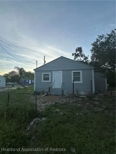 4722 4th St, Sebring, FL 33870 photo 11