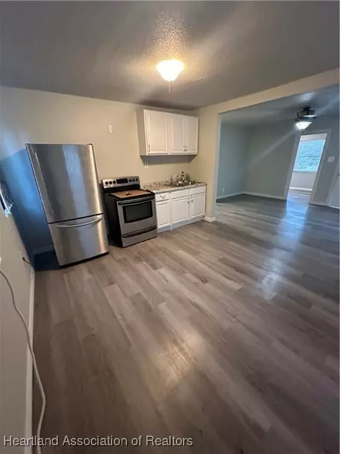 4722 4th St, Sebring, FL 33870 photo 4