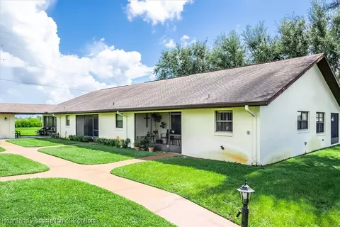 13 Charlton Dr, Lake Placid, FL 33852