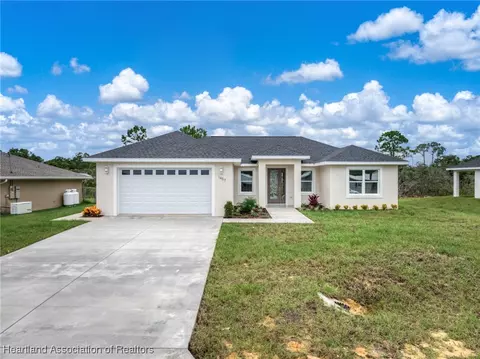 1457 Mitchell Dr, Sebring, FL 33872