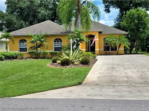 2812 Boulder Ct, Sebring, FL 33875 photo 1