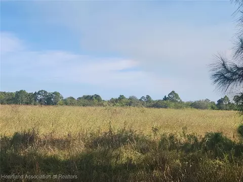 13532 Dancy Ave, Clewiston, FL 33440 photo 2