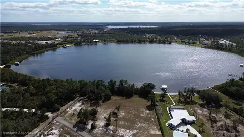 4094 Camp Shore Dr, Sebring, FL 33875 photo 2