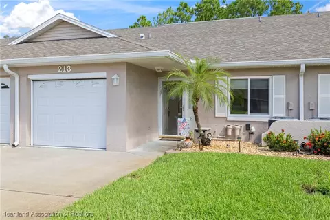 213 Country Club Dr, Lake Placid, FL 33852