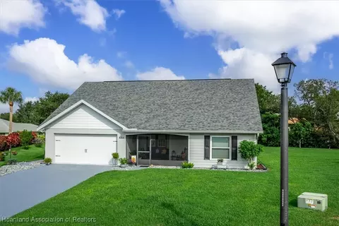 124 Crestview Ct N, Lake Placid, FL 33852